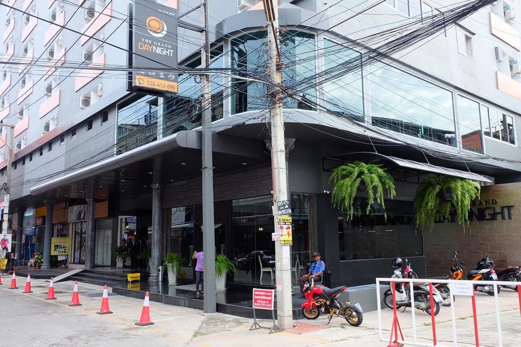 The Grand Day Night Hotel Pattaya Exterior photo